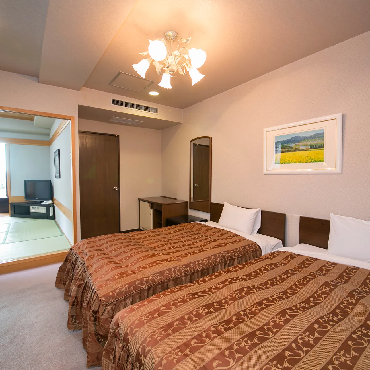 ロイヤルルーム